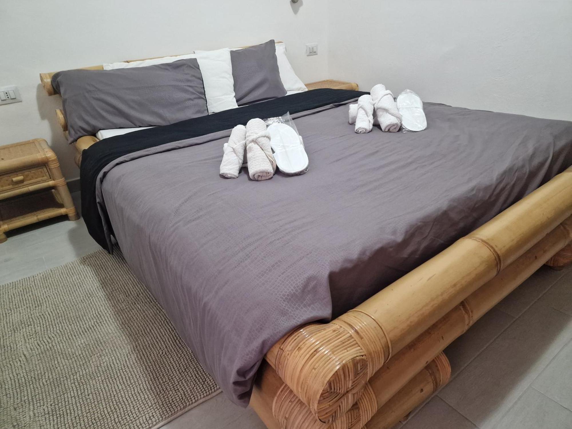 Hotel La Vela Валедория Екстериор снимка