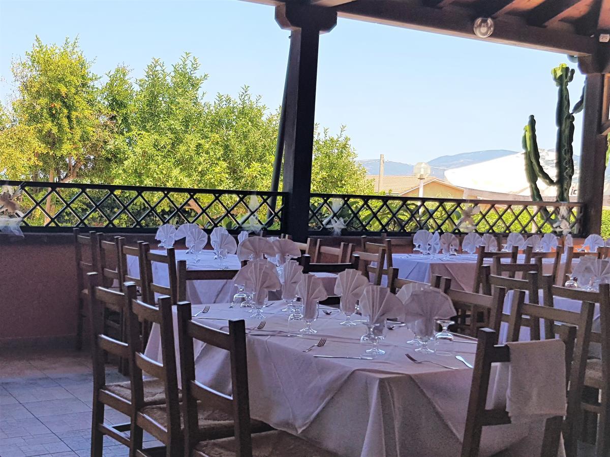 Hotel La Vela Валедория Екстериор снимка
