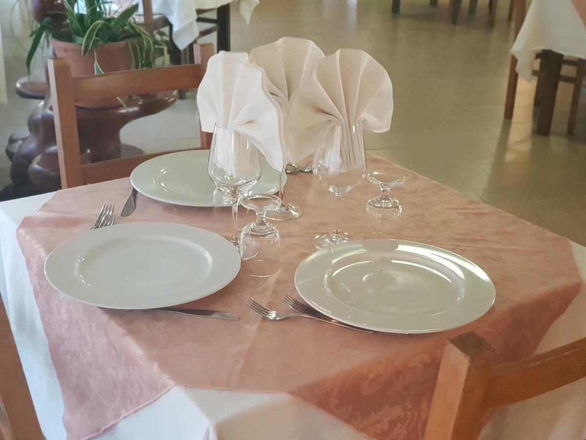 Hotel La Vela Валедория Екстериор снимка